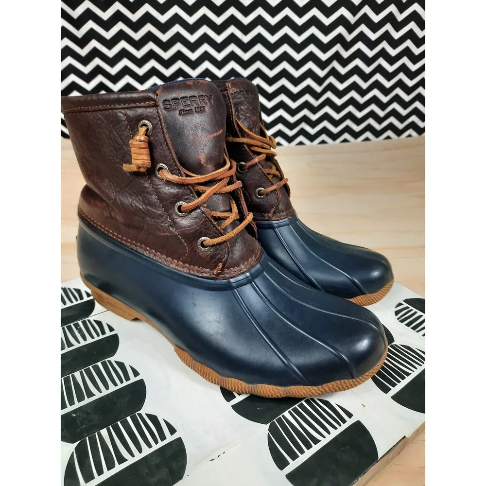 Sperry Saltwater Duck Boots Womens 7.5 Brown Navy Blue‎ Leather